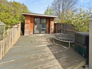 Photo 10- click for photo gallery